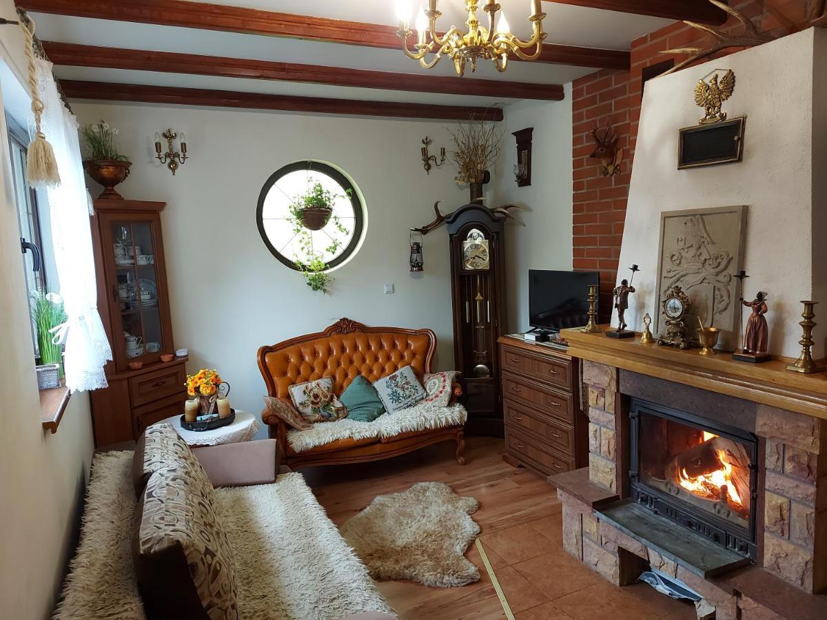 Bieszczadzki Dworek Ustrzyki Dolne Exterior foto